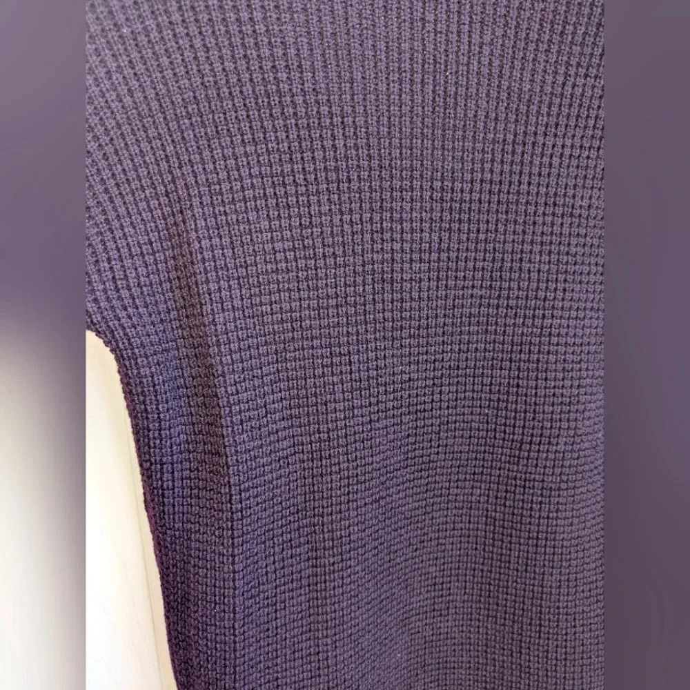 Aritzia Wilfred Free Wolter Plum Purple 100% Wool Waffle Knit V-Neck Sweater XXS